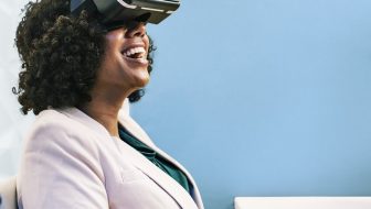VR