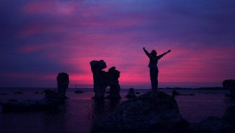 Tips to Make You Gratified and Live a Happier Life