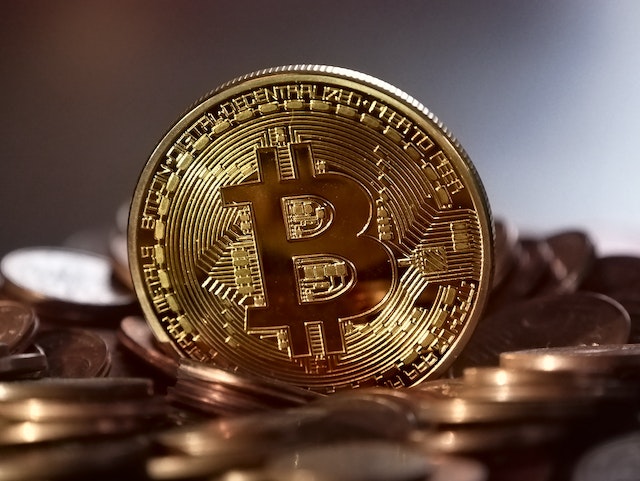 10 Reasons Why You Should Invest in Bitcoin