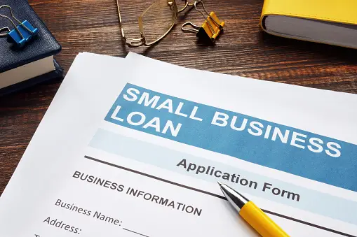 3 Key Differences Between a Small Business Loan and a Merchant Cash Advance