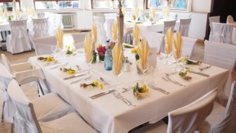 Indoor vs. Outdoor Corporate Event Venues: Here’s How They Compare