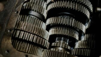 Gearbox Failures: How Poor Helical Gear Manufacturing Can Be the Root Cause