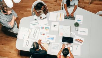 The Real Cost of Hiring App Marketing Agencies in 2025