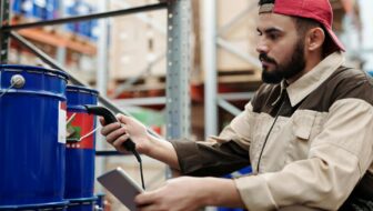 How Small Businesses Can Optimize Warehouse Workflow on a Budget