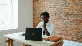 From Employee to Entrepreneur: How to Make the Leap Wisely