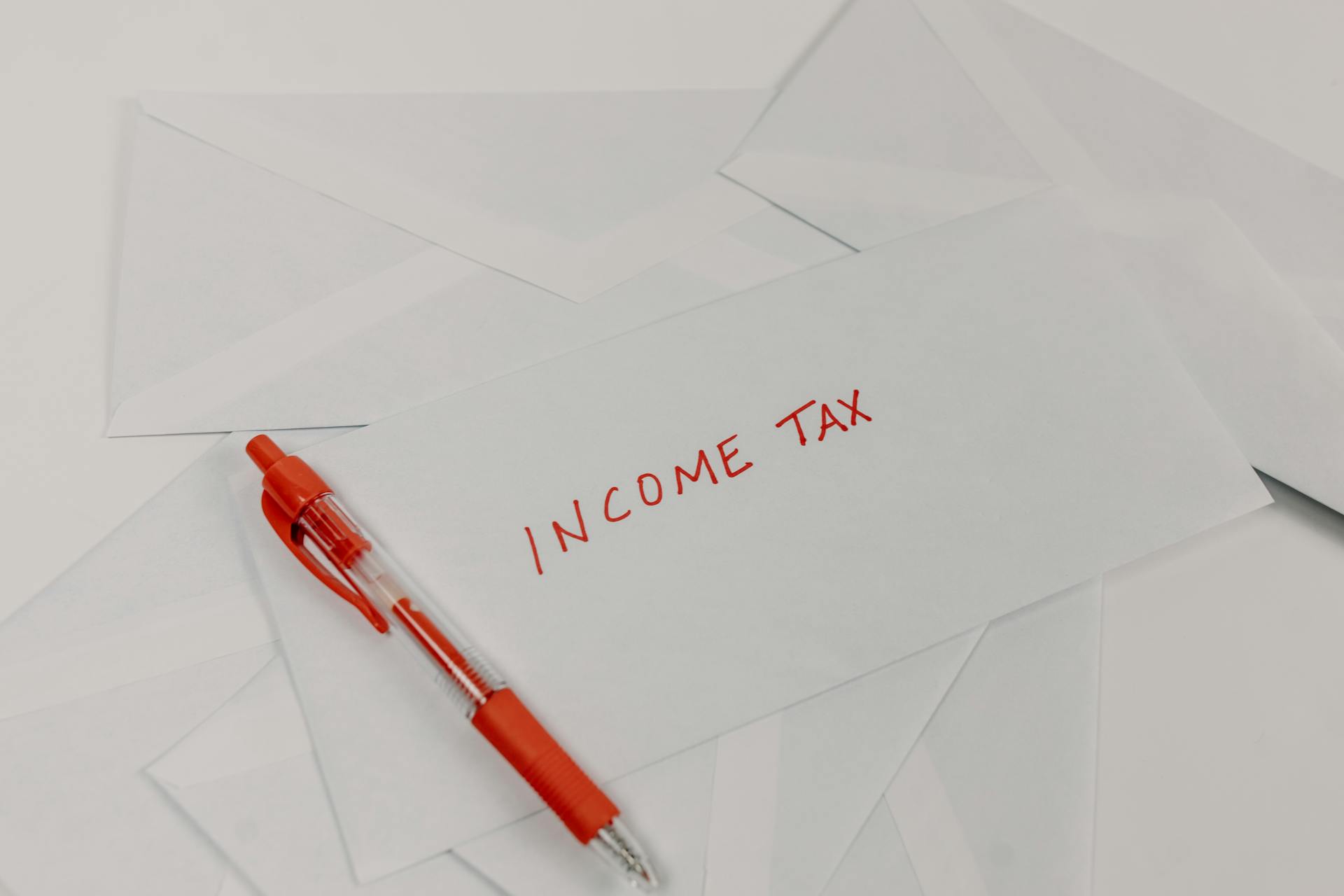 UK Income Tax Rates: What You Need to Know in the UK and Worldwide